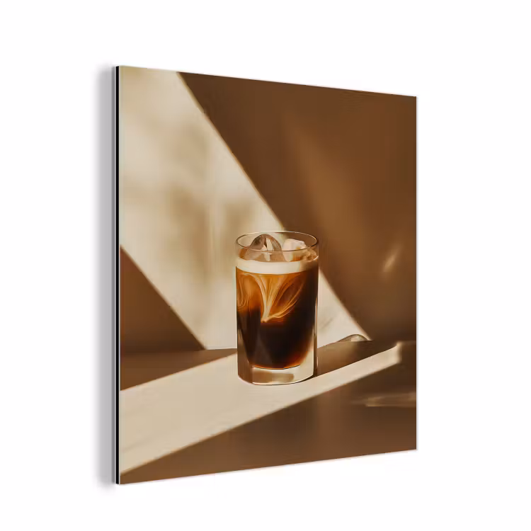 Alu-Dibond-Bild - Glas - Eiskaffee - Schatten - Braun — 1