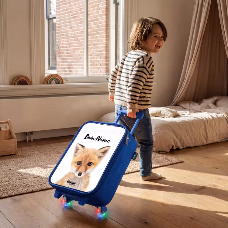 Kinderkoffer Blau mit Name - Vicky Fuchs — 3