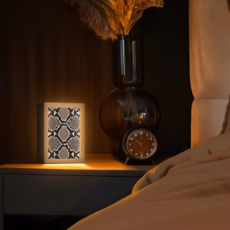 Tischlampe - Schlangendruck - Python - Braun — 3